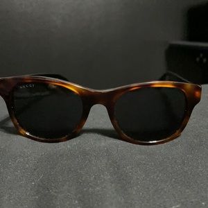 I’ve got some men’s Gucci sunglasses